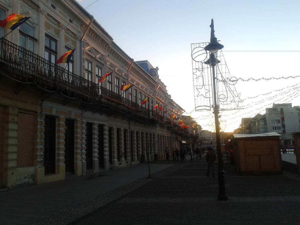 Hotel Rares Ботошани Экстерьер фото