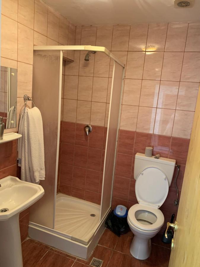 Hotel Rares Ботошани Экстерьер фото